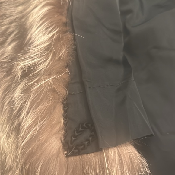 Silver Fox fur Saga Fox coat - Picture 7 of 12